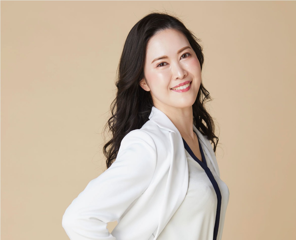 Bác sĩ da liễu Kaneko Yukiko