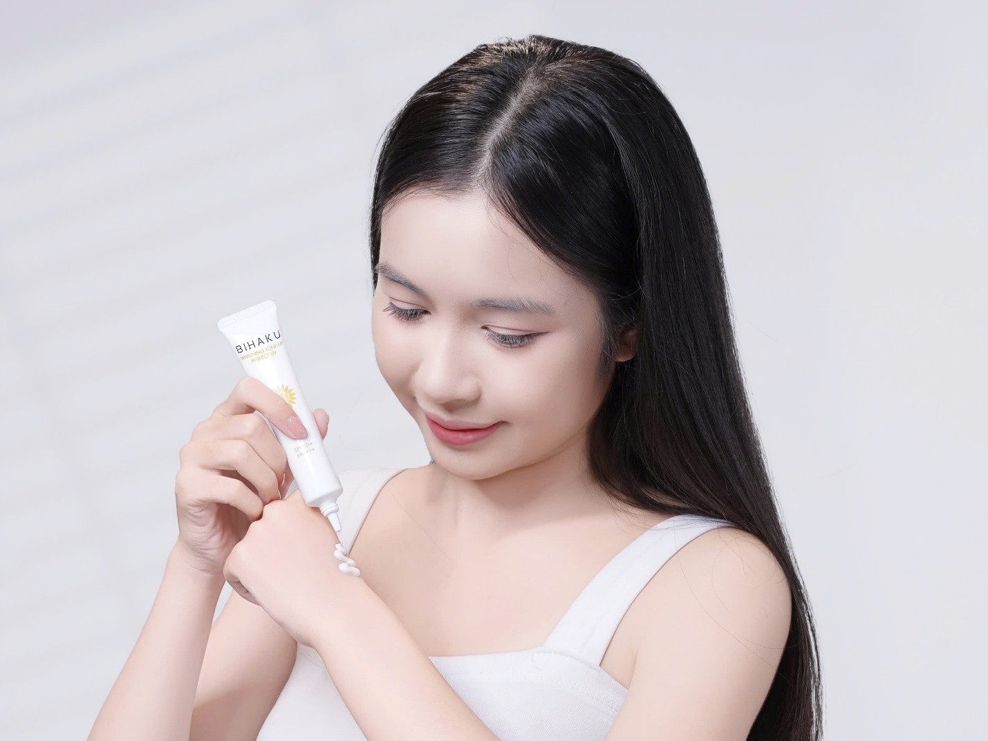 Sử dụng kem chống nắng đầy đủ để bảo vệ tối ưu