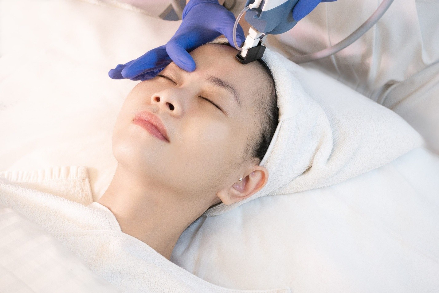 Làm Sáng và Căng Bóng Da Bí Quyết Glow Up Tự Nhiên