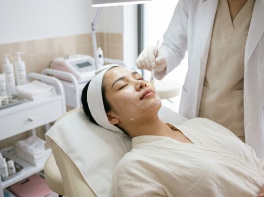 Hàng rào da bị yếu do lịch treatment dày đặc